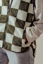Load image into Gallery viewer, Checkered Vest
