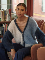 Load image into Gallery viewer, Color Block Cardi
